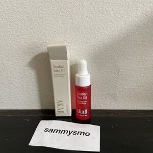 Akar Soothe Face Oil 5 ml/ 0.16 oz mini